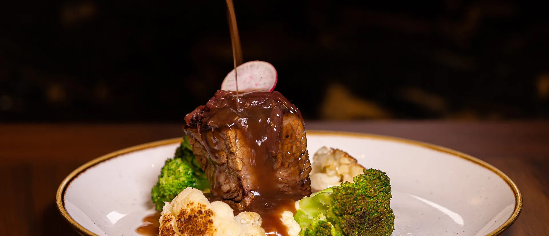 header dining
