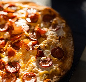 Pizza de carnes