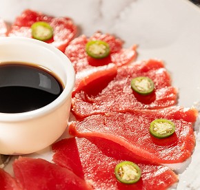 Tiradito de atún