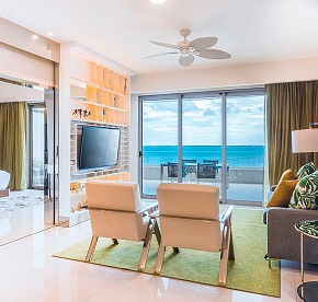 Esta galería de fotos te muestra un adelanto de nuestras suites, donde el lujo se encuentra con la belleza natural en un solo lugar.