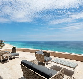 Las suites de Garza Blanca Los Cabos son un refugio perfecto frente al mar. Descubre la perfección en cada detalle a través de nuestra galería de fotos.