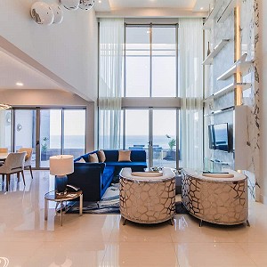 Las suites de Garza Blanca Los Cabos son un refugio perfecto frente al mar. Descubre la perfección en cada detalle a través de nuestra galería de fotos.