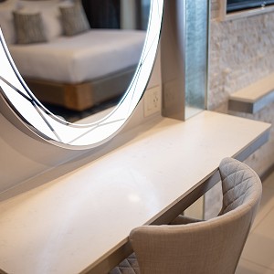 Las suites de Garza Blanca Los Cabos son un refugio perfecto frente al mar. Descubre la perfección en cada detalle a través de nuestra galería de fotos.