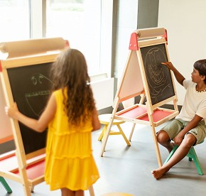 Las risas y la felicidad de los niños son el centro de nuestro Kids Club en Garza Blanca Los Cabos. Explora nuestra galería de imágenes y descubre cómo creamos recuerdos inolvidables para los más jóvenes.