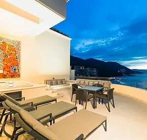 Penthouse Oceanfront Garza Blanca Preserve