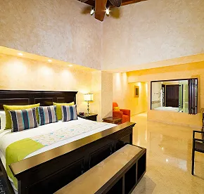 Penthouse Oceanfront Luxury Resort All Inclusive Puerto Vallarta