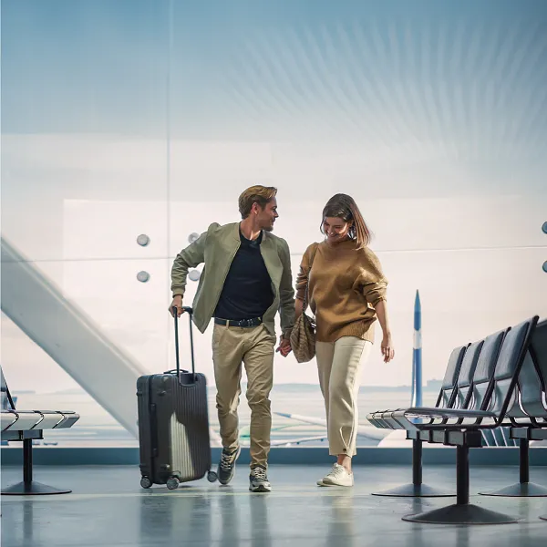 Free one-way airport transfer (Airport → Hotel)<sup>(3)</sup>