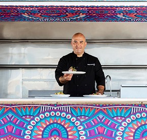 La cocina de clase mundial se encuentra con la belleza natural en nuestros restaurantes en Los Cabos. Descubre la fusión perfecta a través de nuestras fotos.