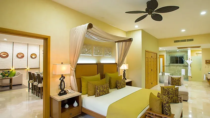 Three Bedroom Panoramic Suite
